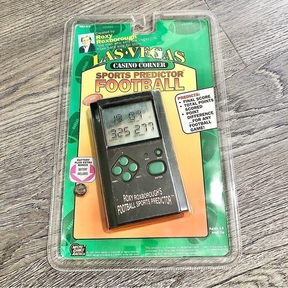 Roxy Roxborough Las Vegas Football Sports Predictor Handheld Electronic NEW - Picture 1 of 4